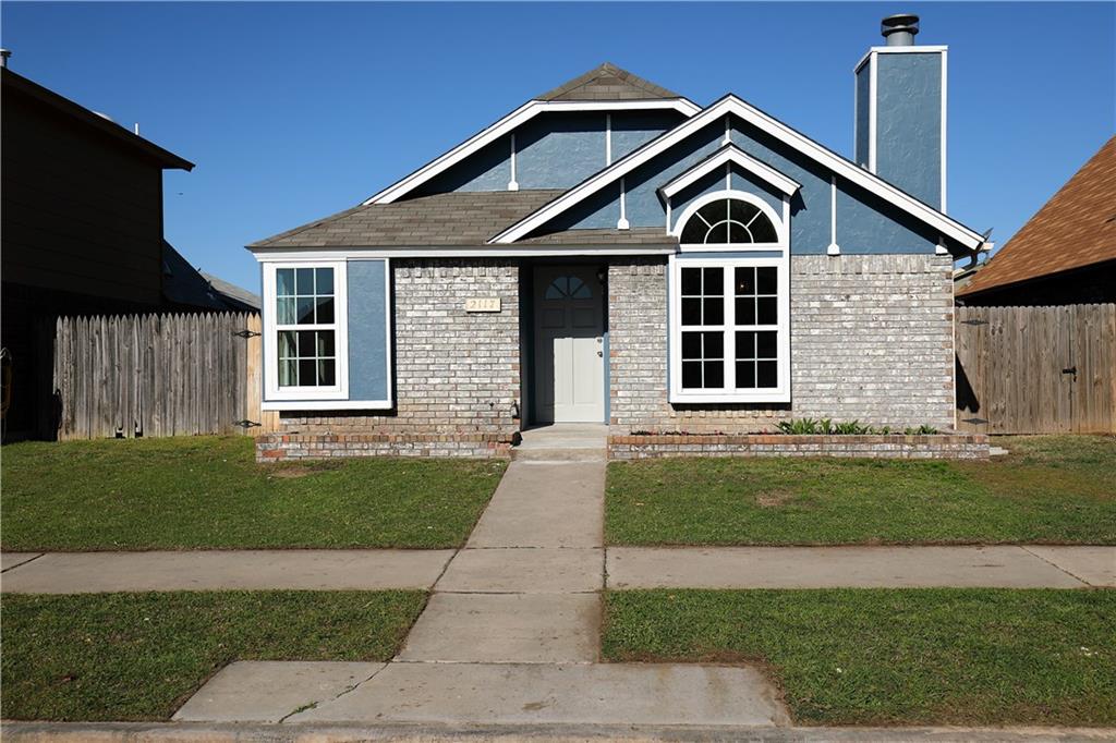 2117 Briarcliff Dr, Moore, OK 73170 photo 2