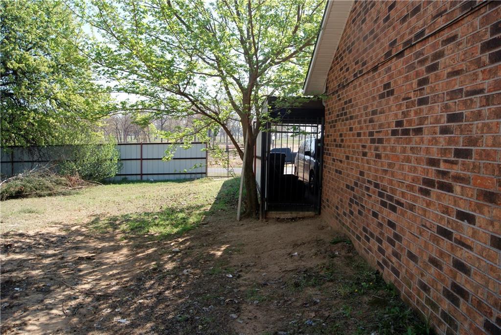 515 S 8th St, Mcloud, OK 74851 photo 23