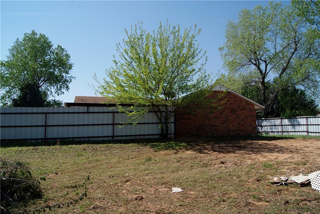 515 S 8th St, Mcloud, OK 74851 photo 24
