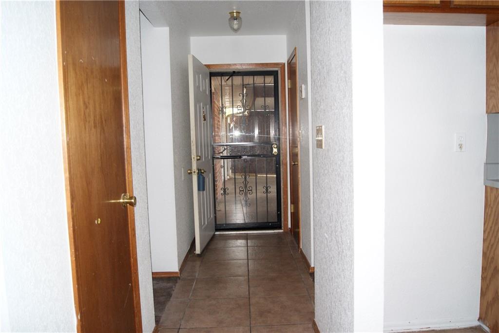 515 S 8th St, Mcloud, OK 74851 photo 8