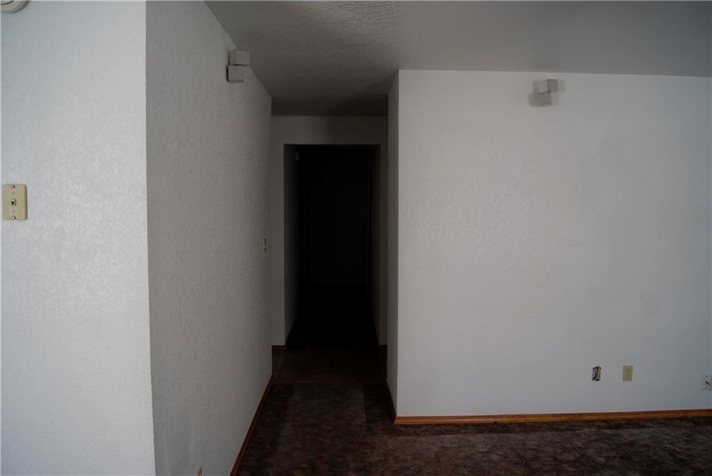515 S 8th St, Mcloud, OK 74851 photo 9