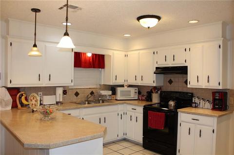 813 Canterbury Blvd, Altus, OK 73521 photo 7
