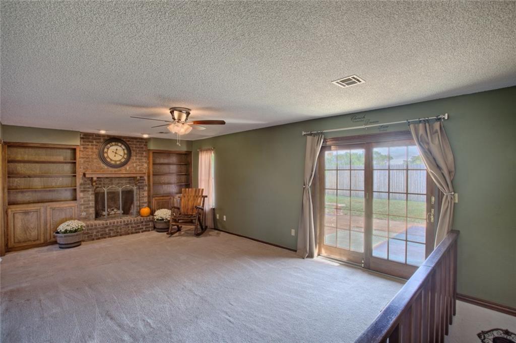 309 Christopher Dr, Chickasha, OK 73018 photo 9