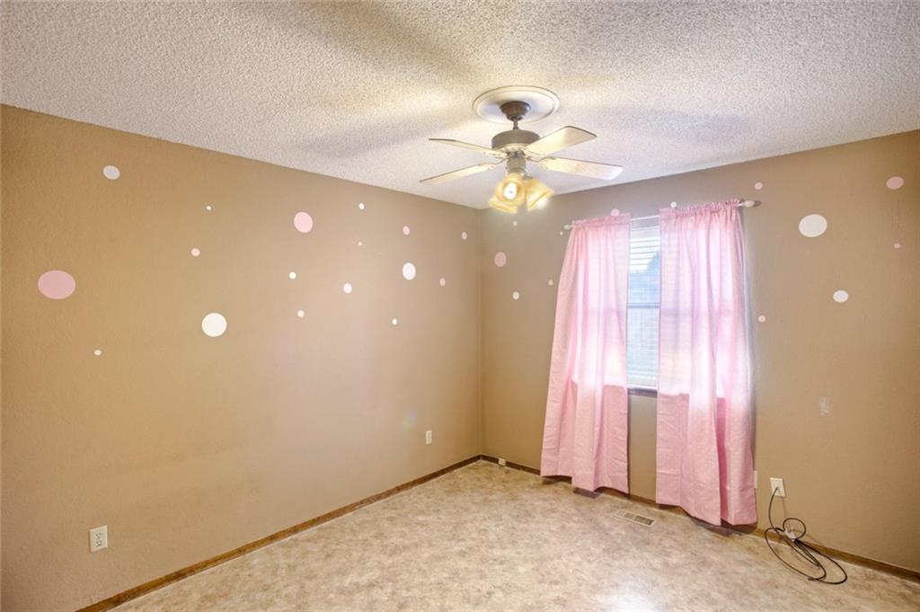 309 Christopher Dr, Chickasha, OK 73018 photo 16