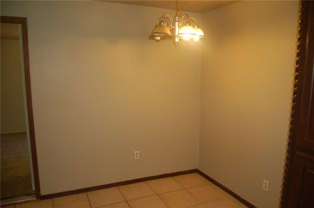 607 W Elm, Tuttle, OK 73089 photo 6