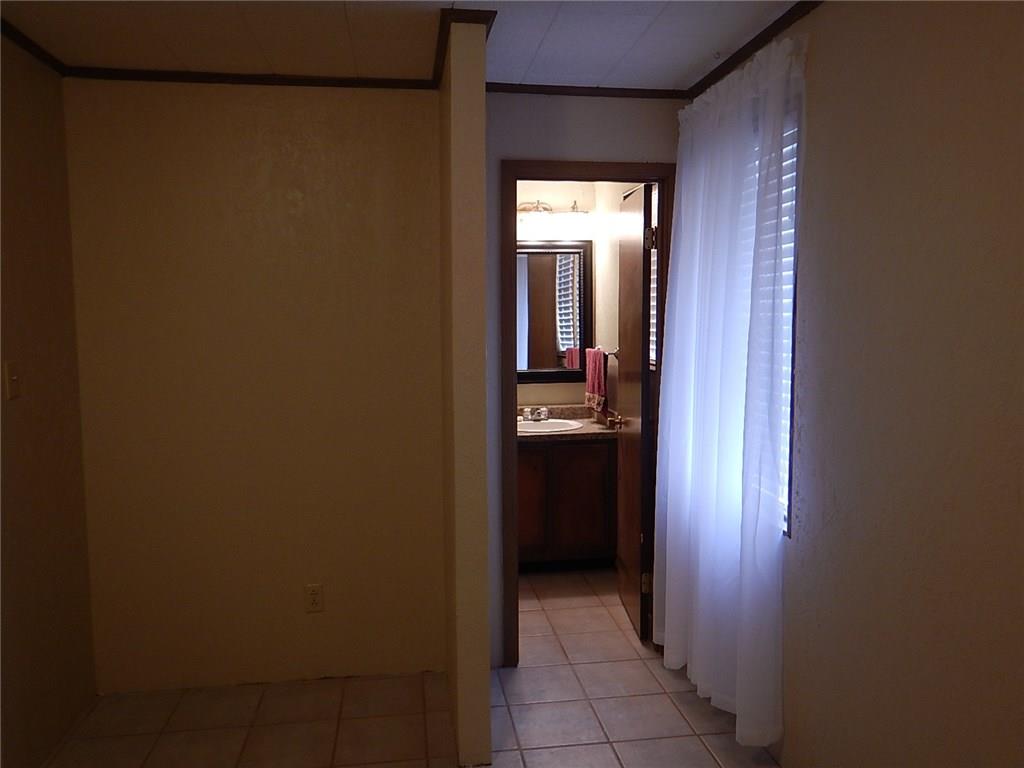 901 E Clay Ave, Cheyenne, OK 73628 photo 25