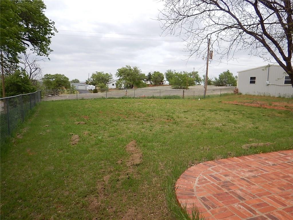 901 E Clay Ave, Cheyenne, OK 73628 photo 8