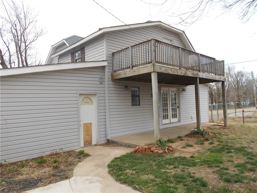 327 S Maple St, Crescent, OK 73028 photo 5