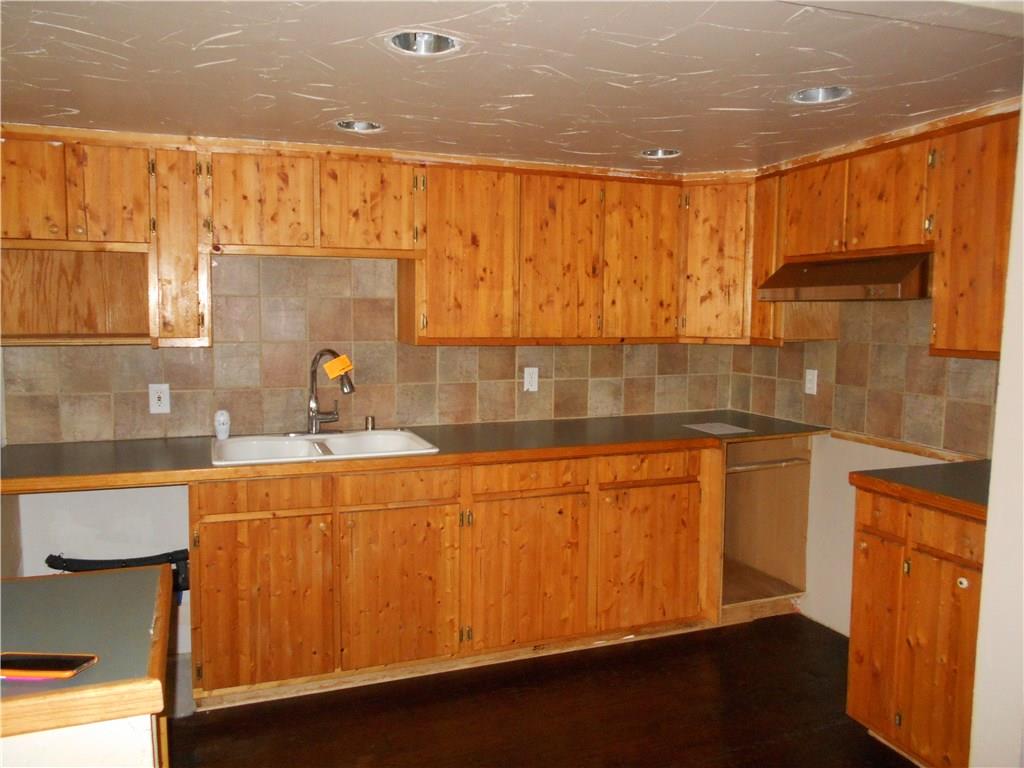 327 S Maple St, Crescent, OK 73028 photo 9