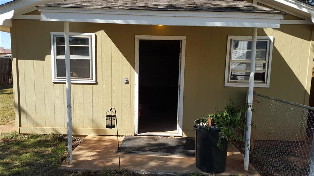 931 Elm, Altus, OK 73521 photo 13