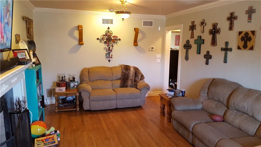 931 Elm, Altus, OK 73521 photo 3