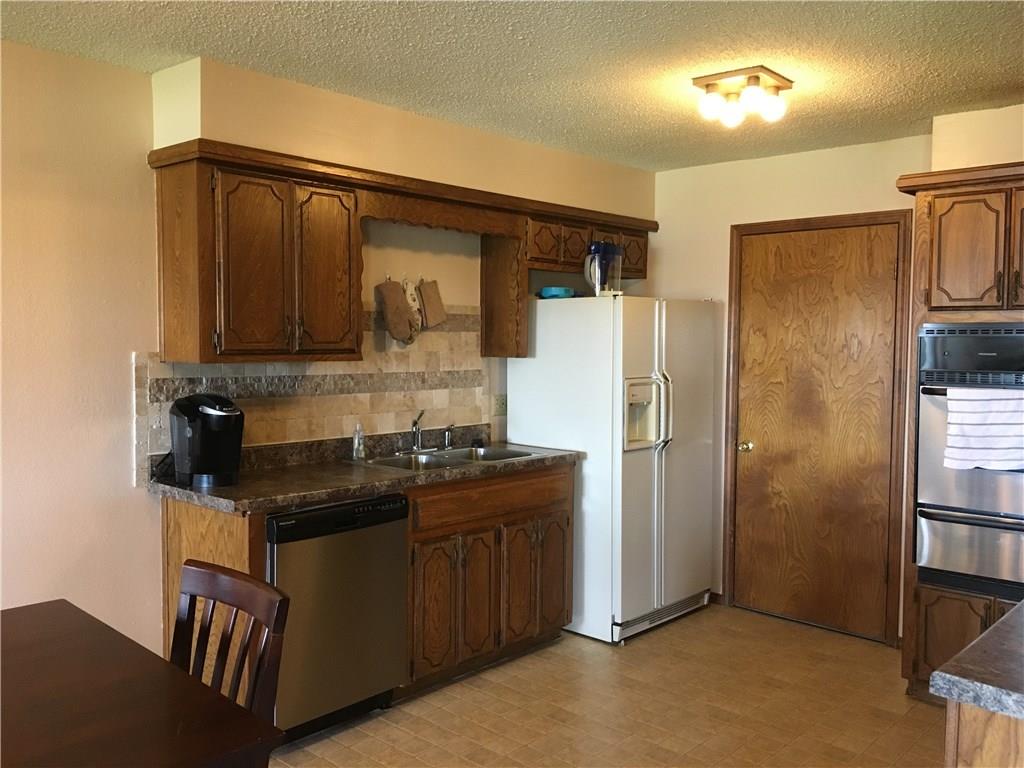 2208 Galaxy Dr, Altus, OK 73521 photo 5