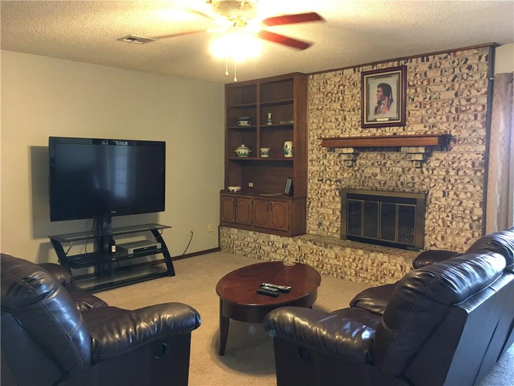 2208 Galaxy Dr, Altus, OK 73521 photo 3