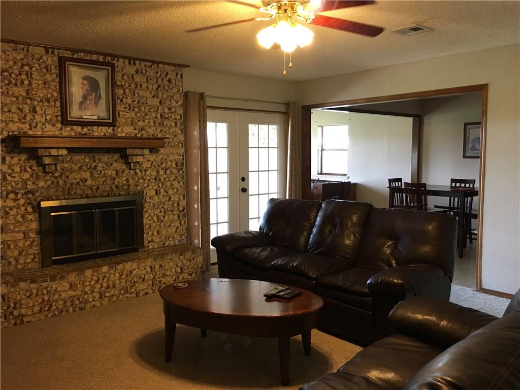 2208 Galaxy Dr, Altus, OK 73521 photo 2