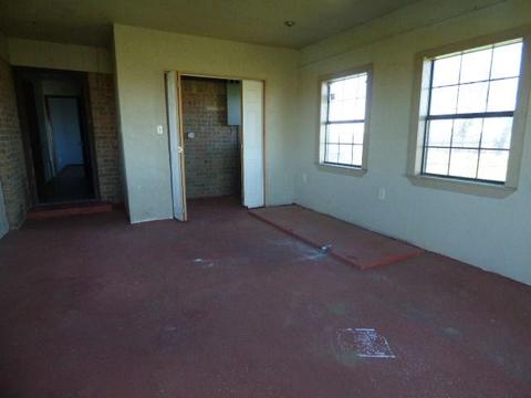 Undisclosed, Olustee, OK 73560 photo 7