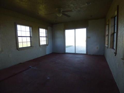 Undisclosed, Olustee, OK 73560 photo 6