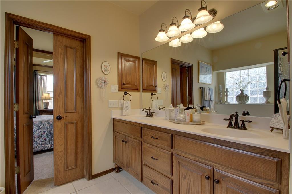 139 Wright Cir, Edmond, OK 73013 photo 16