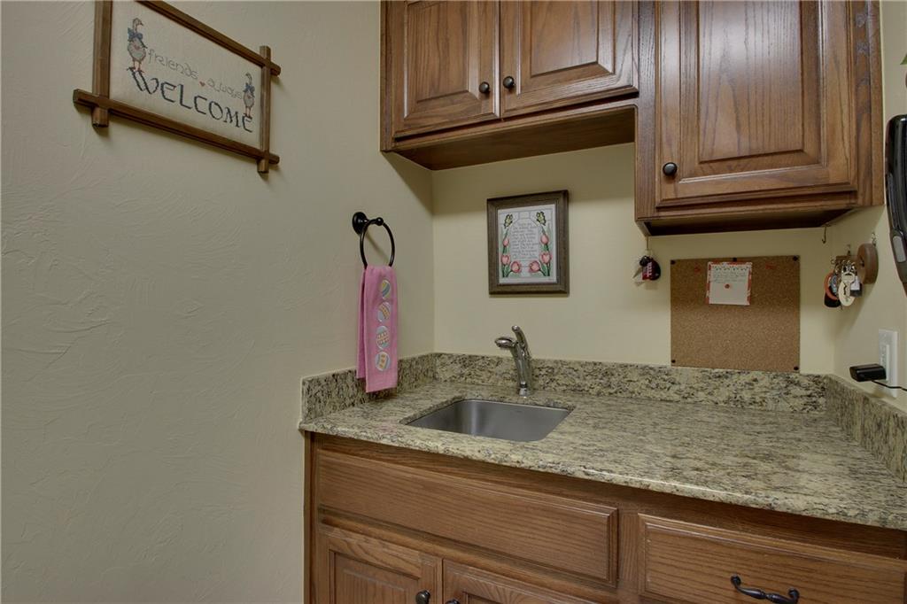 139 Wright Cir, Edmond, OK 73013 photo 24