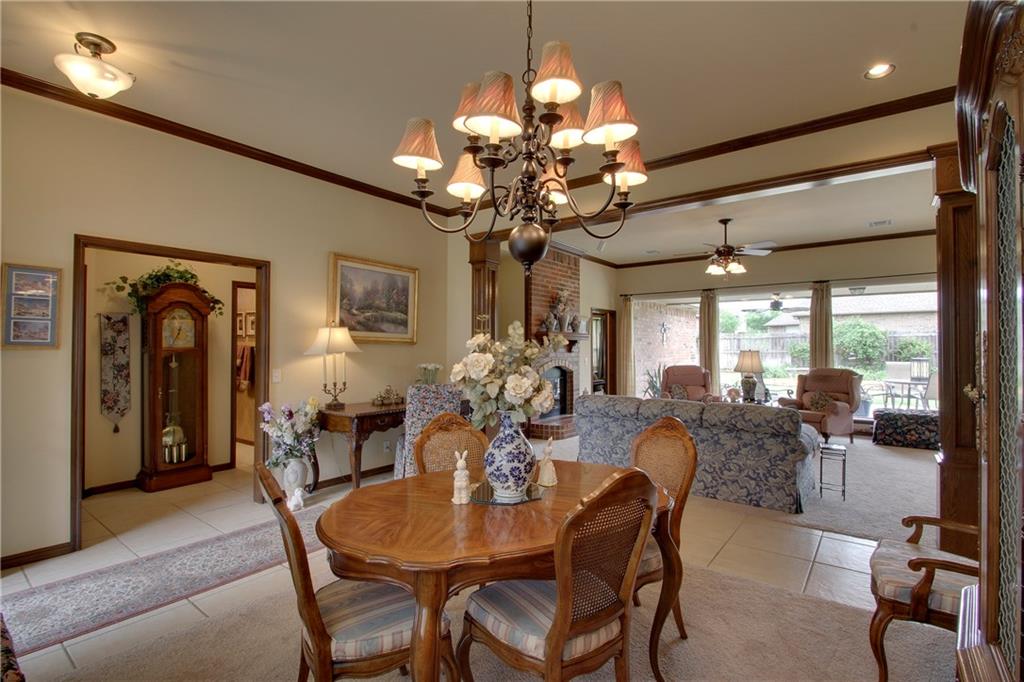 139 Wright Cir, Edmond, OK 73013 photo 9
