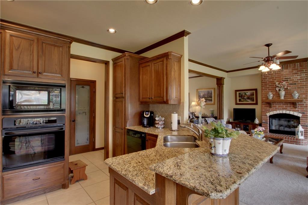 139 Wright Cir, Edmond, OK 73013 photo 11