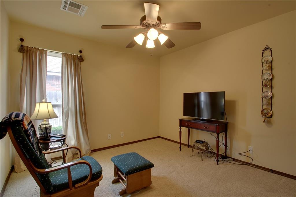 139 Wright Cir, Edmond, OK 73013 photo 20