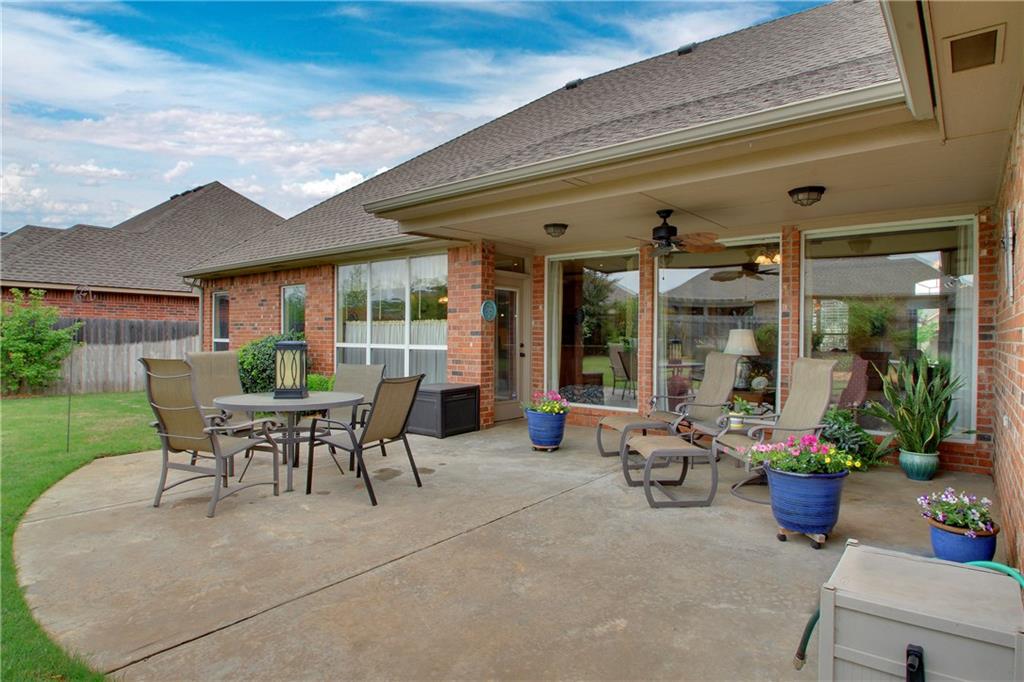 139 Wright Cir, Edmond, OK 73013 photo 25