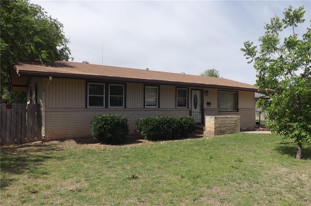 2012 Willard Dr, Altus, OK 73521 photo 1