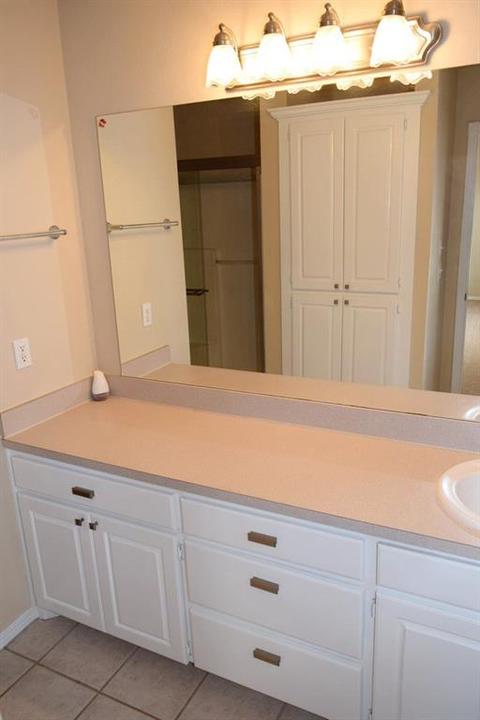 961 Honeysuckle Dr, Tuttle, OK 73089 photo 11
