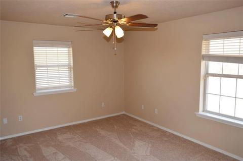 961 Honeysuckle Dr, Tuttle, OK 73089 photo 13