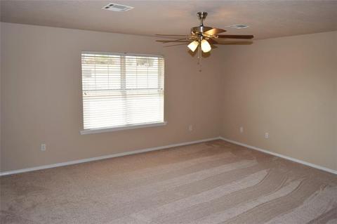 961 Honeysuckle Dr, Tuttle, OK 73089 photo 9