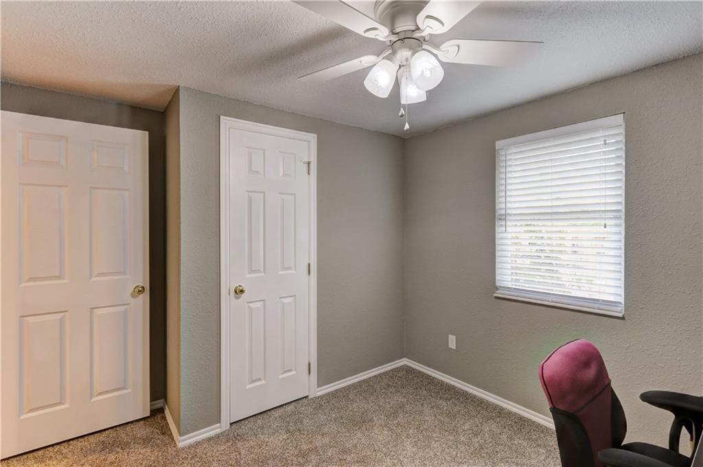 1012 Lapwing Rd, Edmond, OK 73003 photo 15