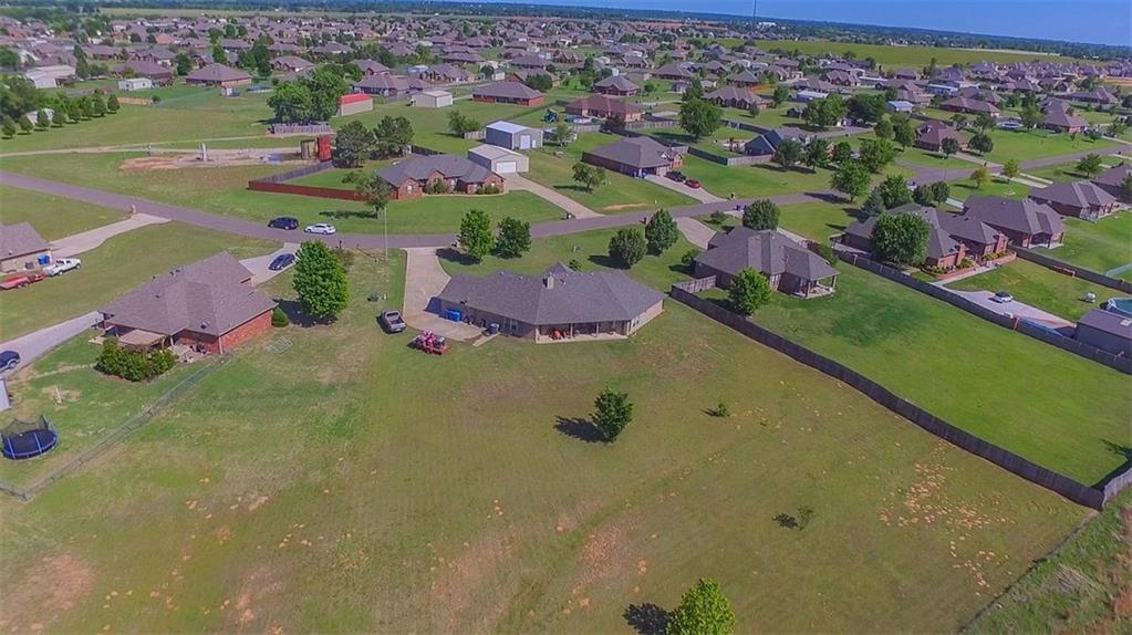 1807 Riviera, Tuttle, OK 73089 photo 27