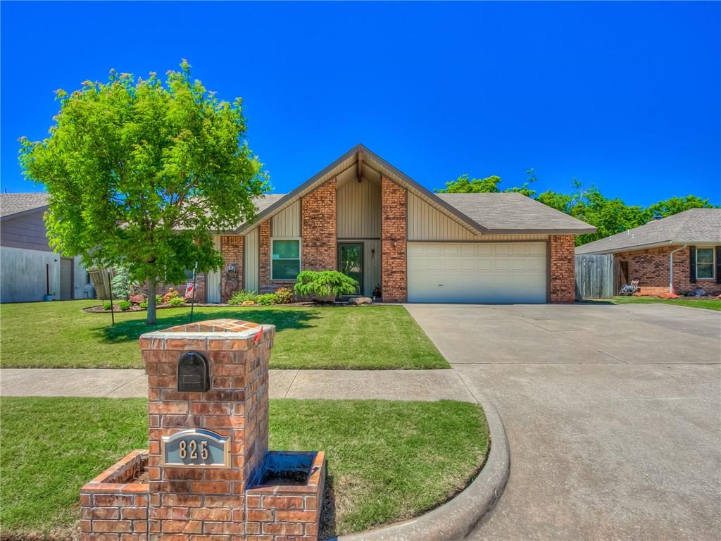 825 Lakecrest, Moore, OK 73170 photo 1