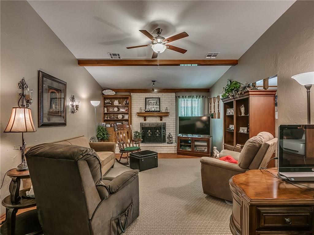 825 Lakecrest, Moore, OK 73170 photo 12