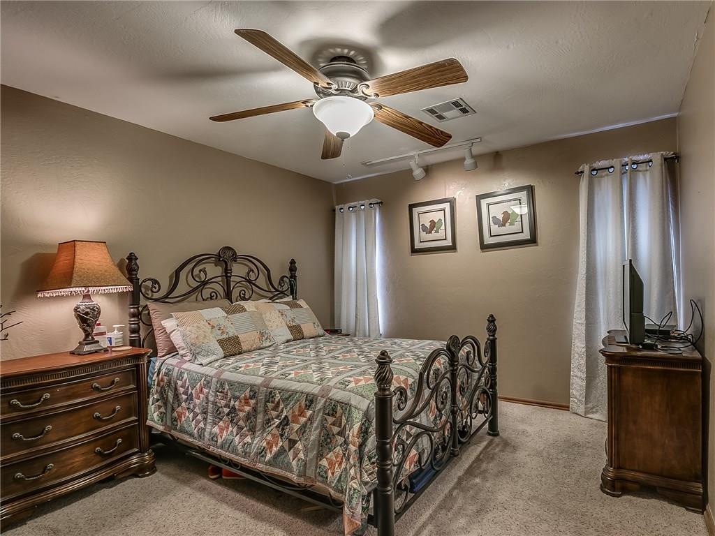 825 Lakecrest, Moore, OK 73170 photo 22
