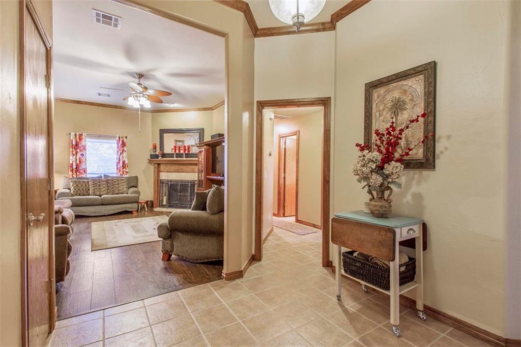 6911 Lewis, Tuttle, OK 73089 photo 4