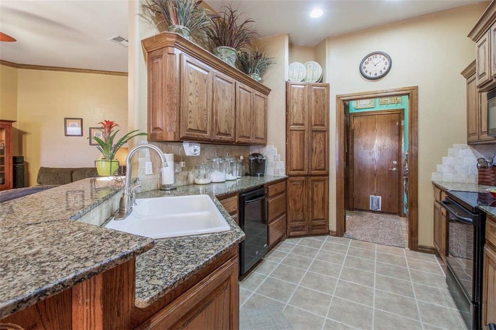 6911 Lewis, Tuttle, OK 73089 photo 13