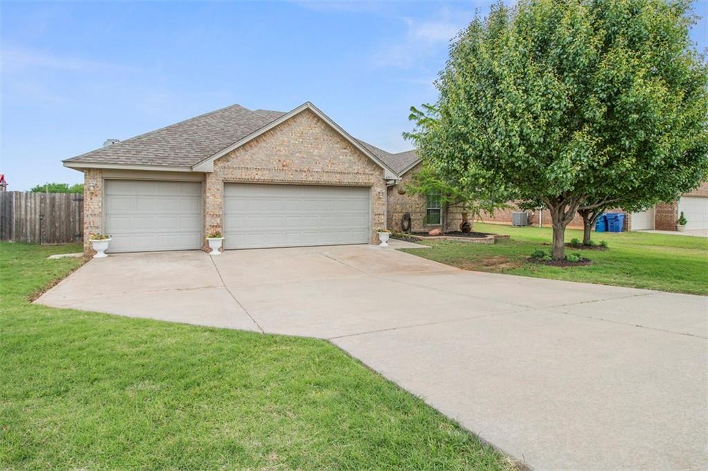6911 Lewis, Tuttle, OK 73089 photo 1