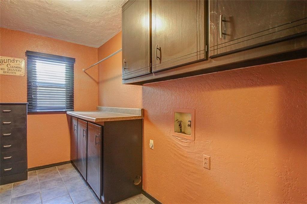 129 SE 27 St, Moore, OK 73160 photo 9