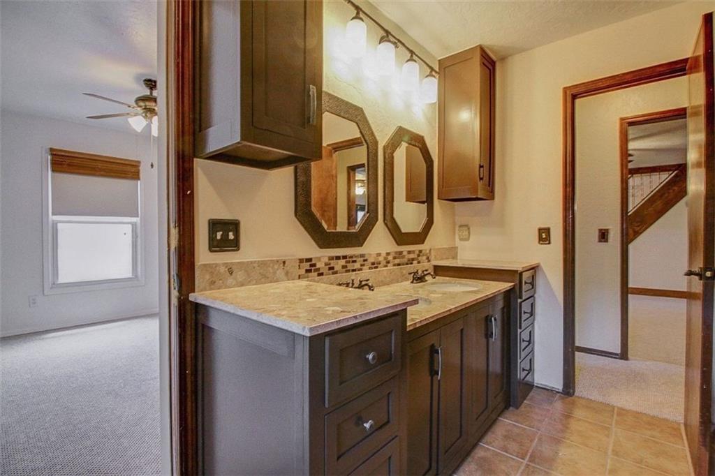 129 SE 27 St, Moore, OK 73160 photo 12