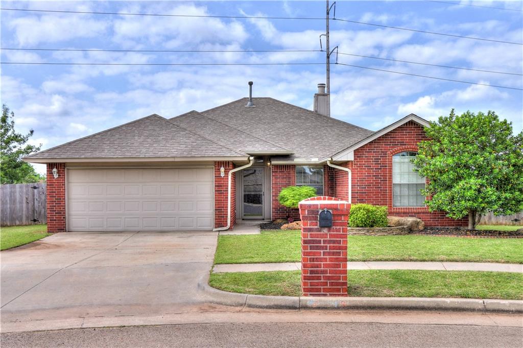 124 SE 26th St, Moore, OK 73160 photo 1