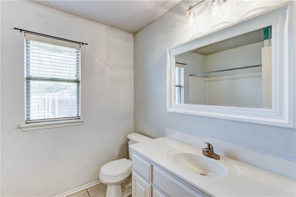 124 SE 26th St, Moore, OK 73160 photo 27