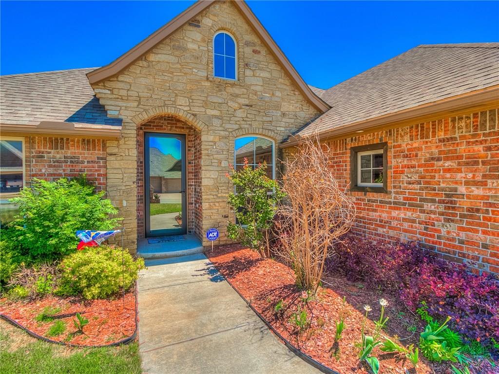 1104 Ryan Rd, Moore, OK 73160 photo 3