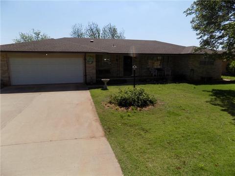 323 N Broadway, Binger, OK 73009 photo 22