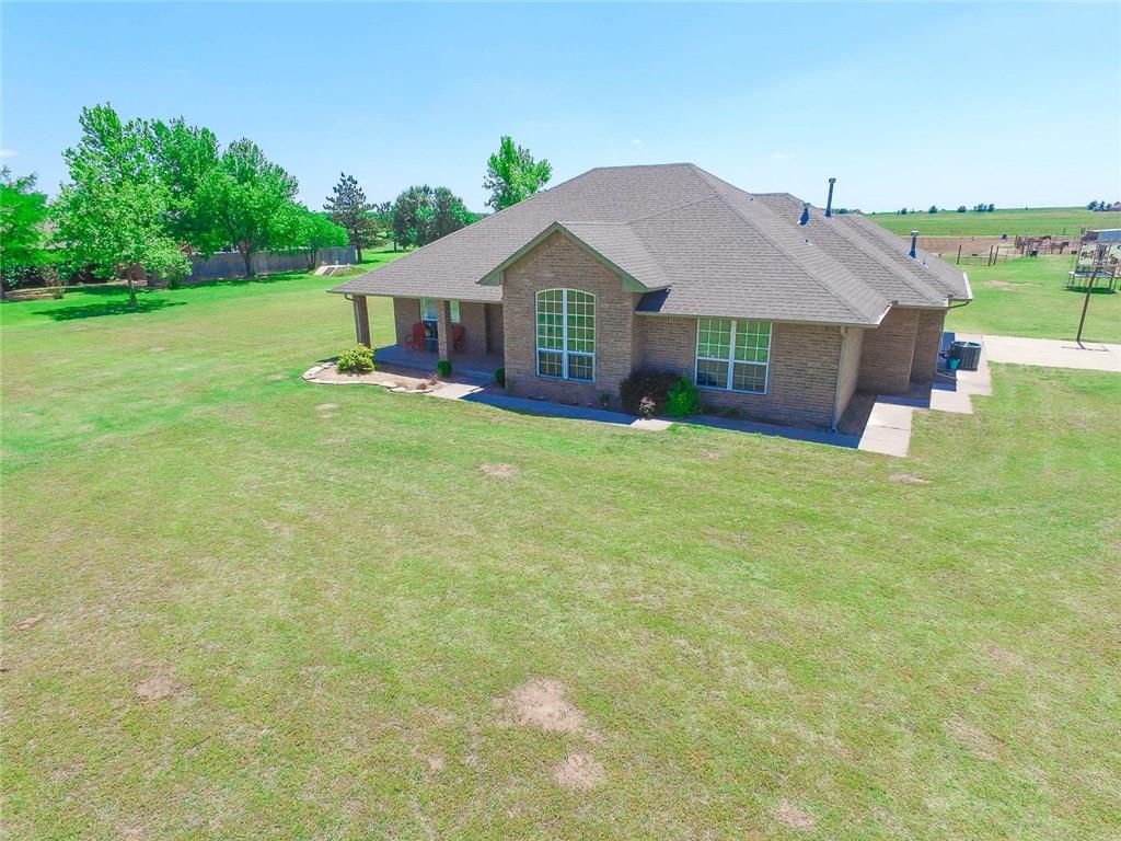 1420 E Silver City Rdg, Tuttle, OK 73089 photo 5
