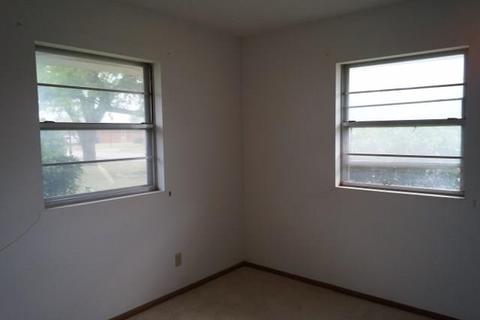 109 N Phillips St, Okeene, OK 73763 photo 5
