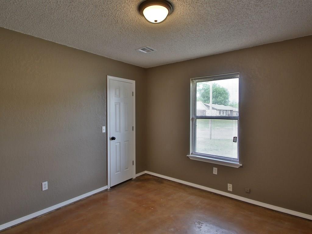 120 Echo Ln, Harrah, OK 73045 photo 12