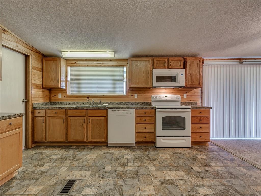 2107 County Road 1244, Tuttle, OK 73089 photo 20