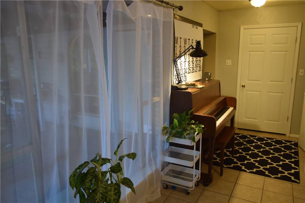 1907 Fox Ave, Moore, OK 73160 photo 7