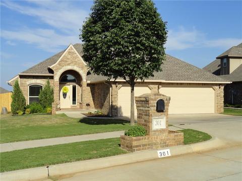 301 Summit Bnd, Norman, OK 73071 photo 1